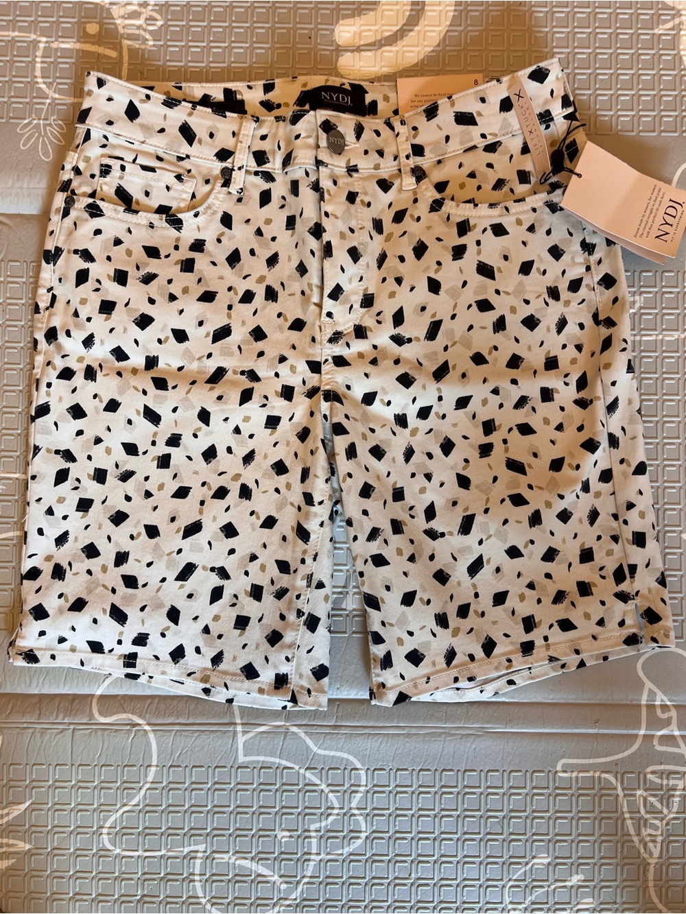 NYDJ White Shorts with Black and Tan Spot Print
